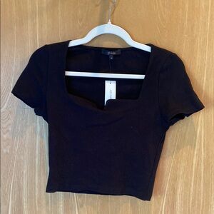 Francesca's Collections Black Fitted Ribbed Cropped Top